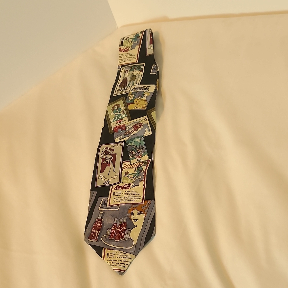 Vintage Comic Print Tie